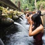 adi ubud tour-professional tour guide and speaking English driver-bali tour guide- interesting place in Bali - Tirta Empul Temple Tampaksiring